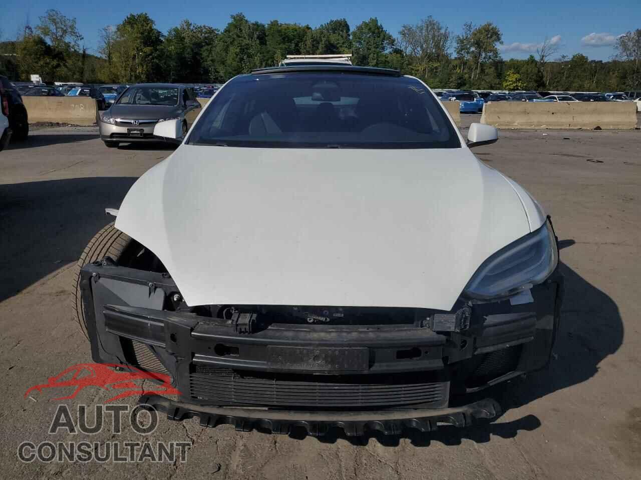 TESLA MODEL S 2018 - 5YJSA1E28JF256900