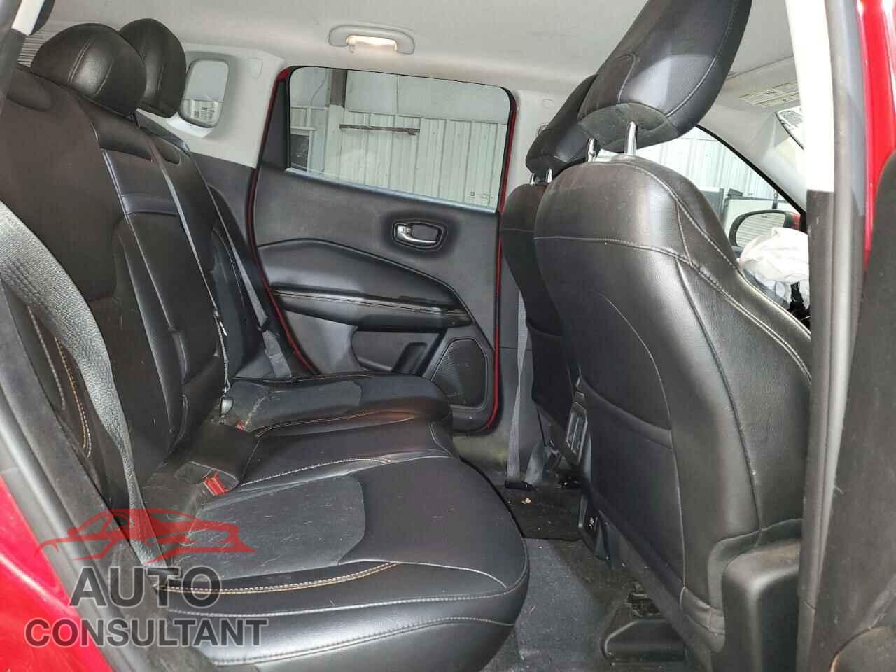 JEEP COMPASS 2018 - 3C4NJDBB5JT150165