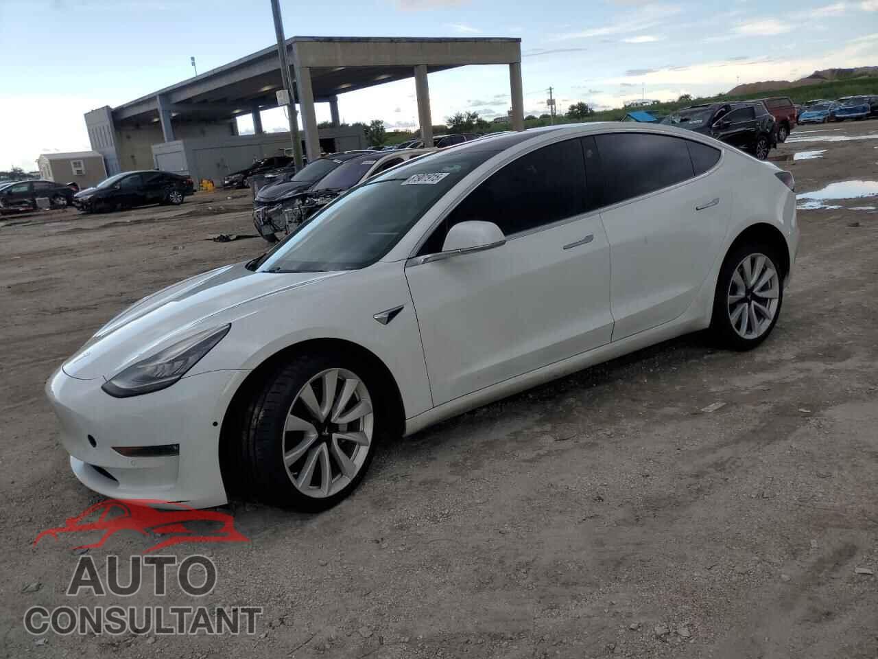 TESLA MODEL 3 2018 - 5YJ3E1EA7JF019699