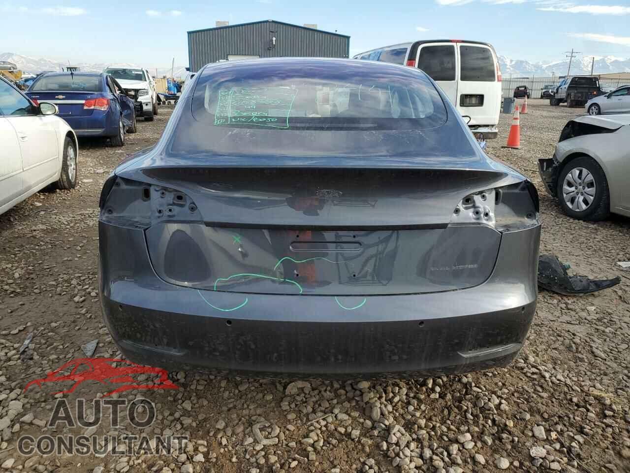 TESLA MODEL 3 2018 - 5YJ3E1EB7JF144792