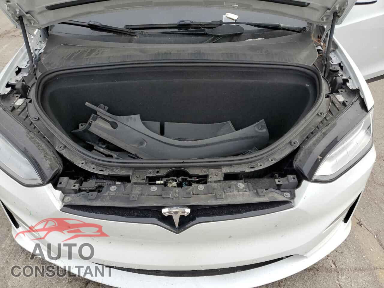 TESLA MODEL X 2022 - 7SAXCDE56NF361164