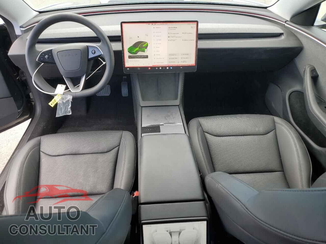 TESLA MODEL 3 2025 - 5YJ3E1EA8SF920940