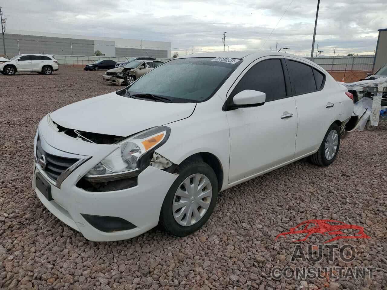 NISSAN VERSA 2017 - 3N1CN7AP0HL814945