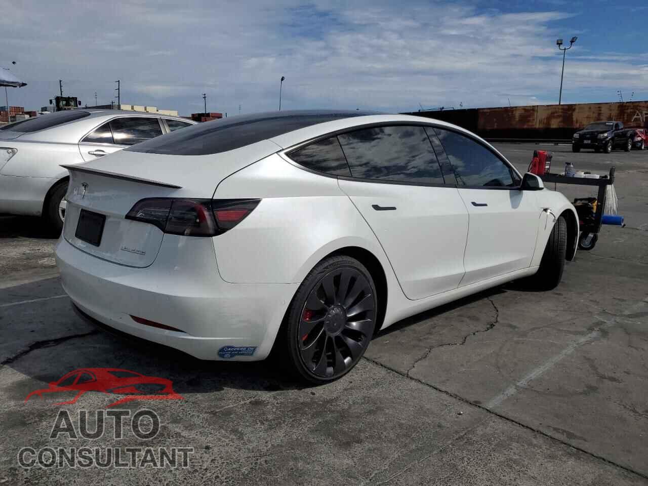TESLA MODEL 3 2021 - 5YJ3E1EC8MF071557