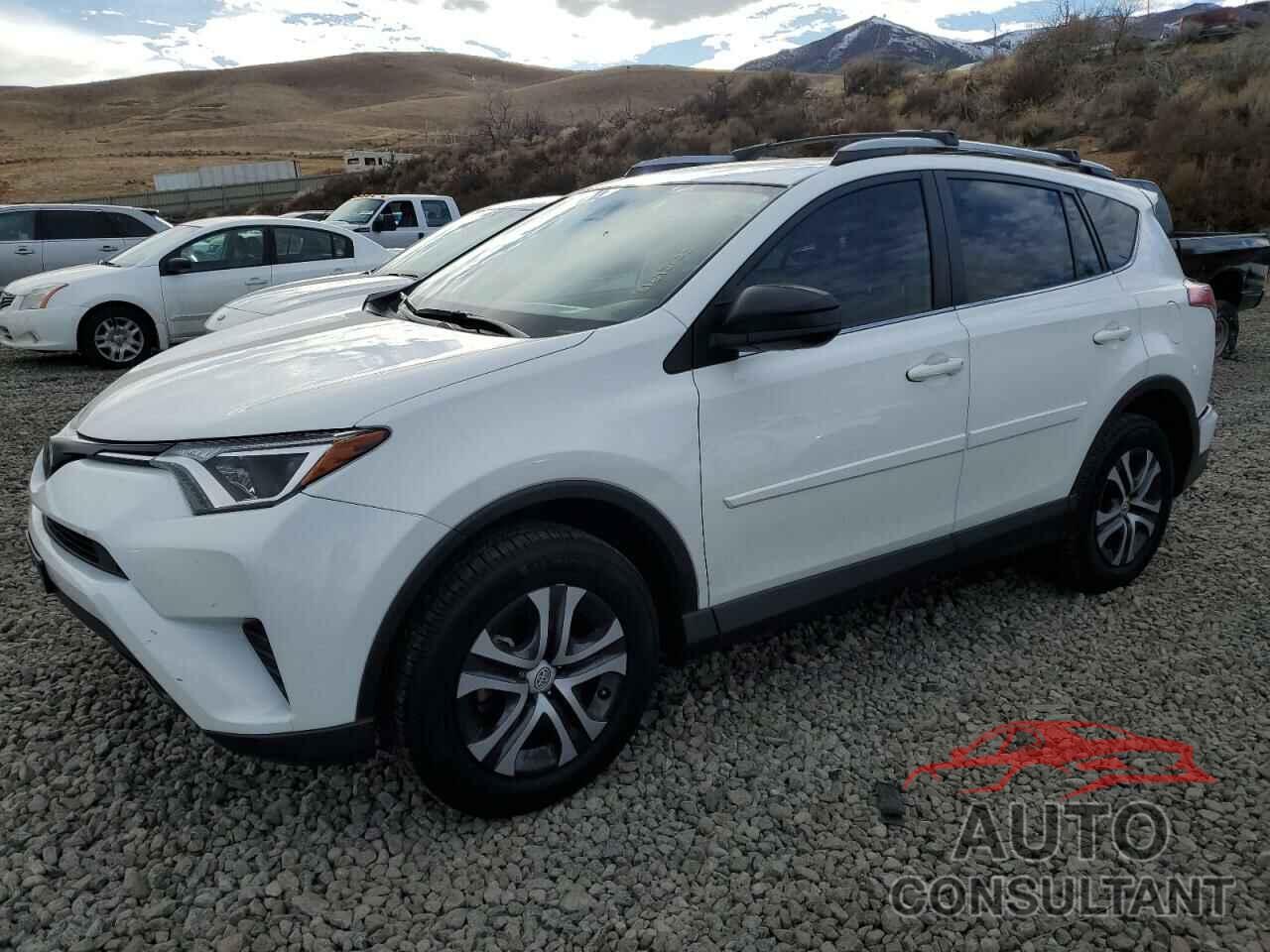 TOYOTA RAV4 2017 - JTMBFREV8HD199920