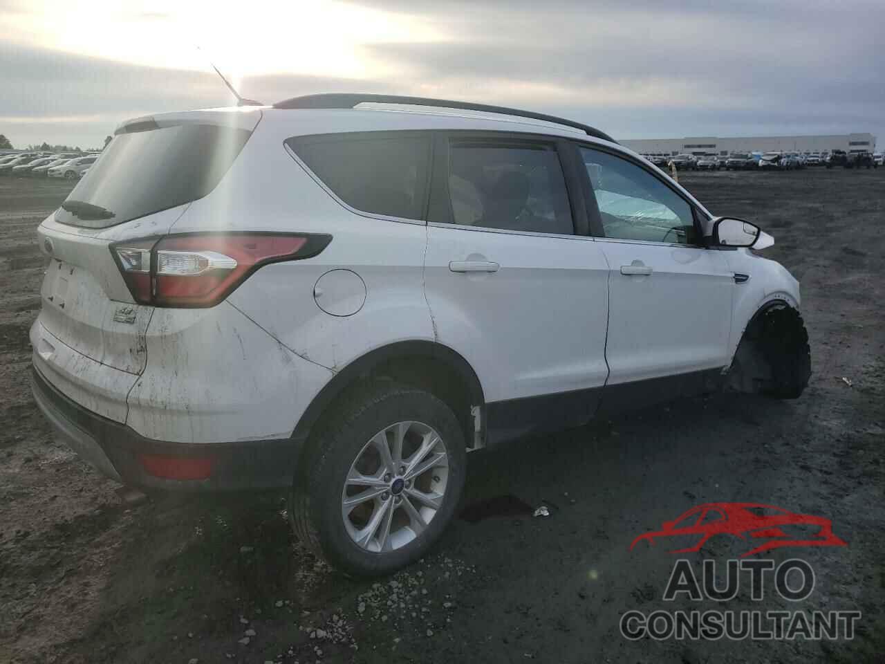 FORD ESCAPE 2018 - 1FMCU9GD5JUC97299