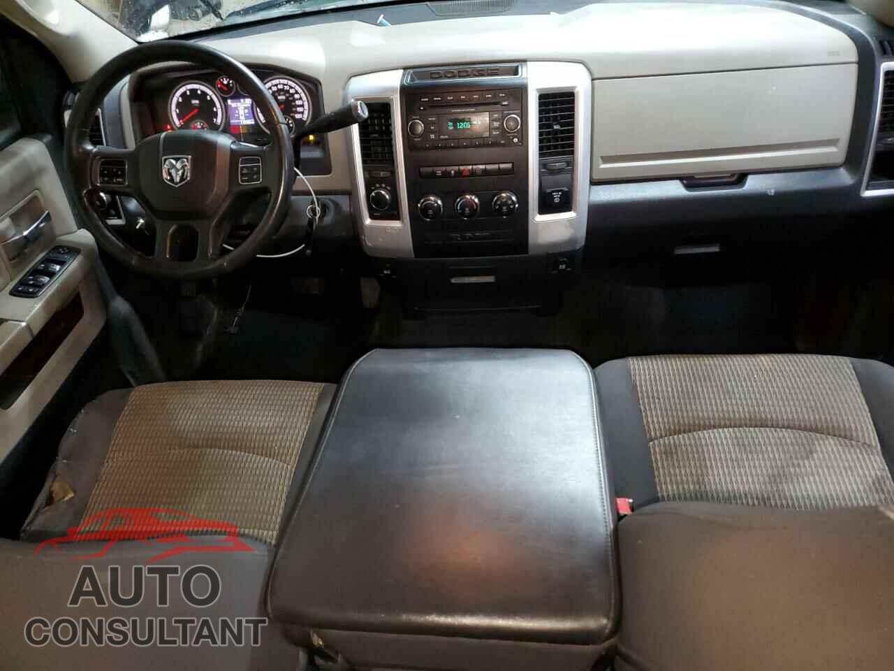 DODGE RAM 1500 2012 - 1C6RD7LT4CS205993