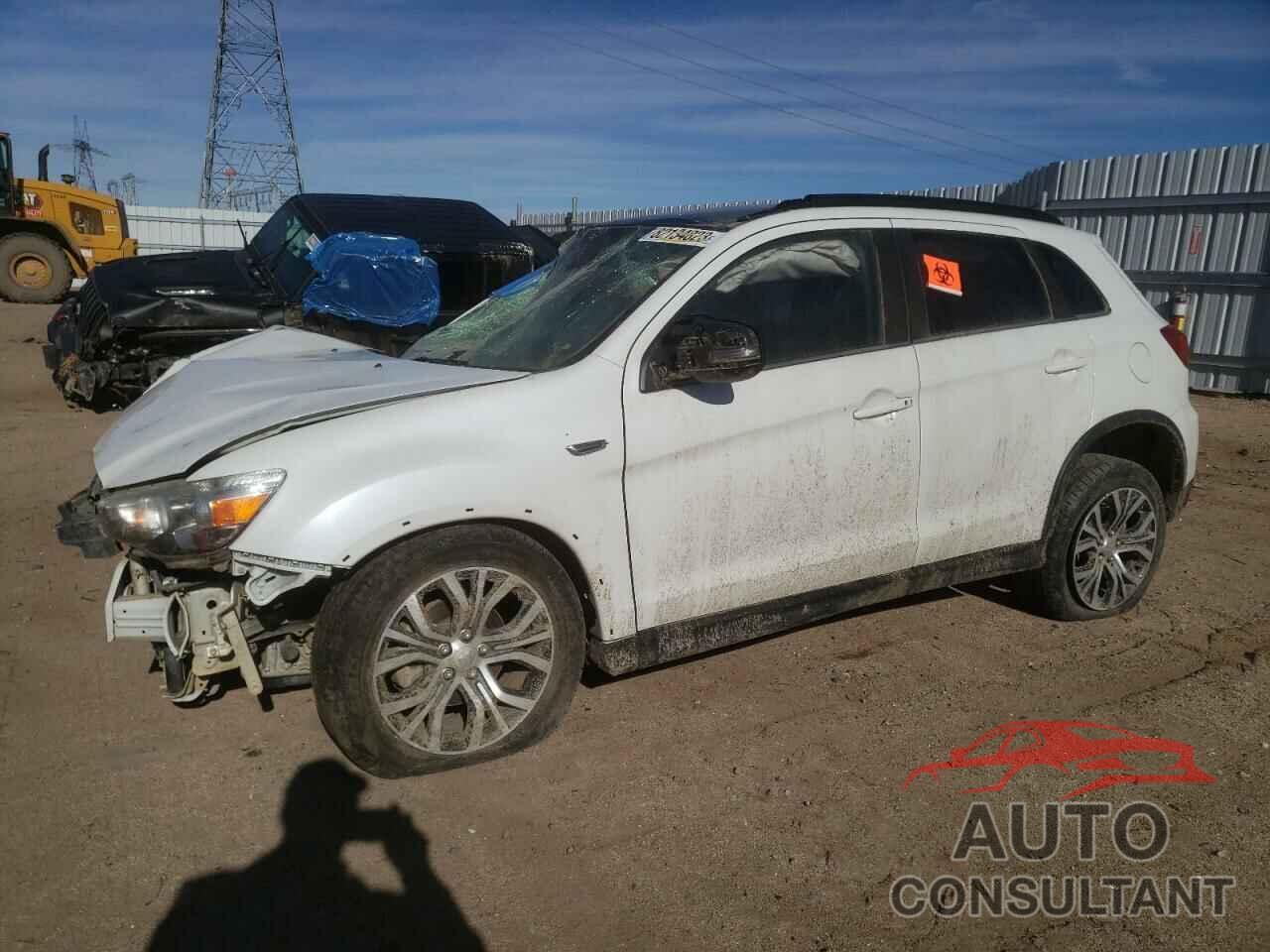 MITSUBISHI OUTLANDER 2018 - JA4AR4AW0JU025053