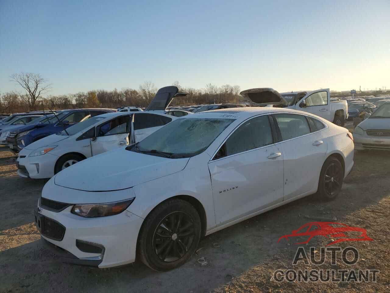 CHEVROLET MALIBU 2018 - 1G1ZD5ST8JF153250