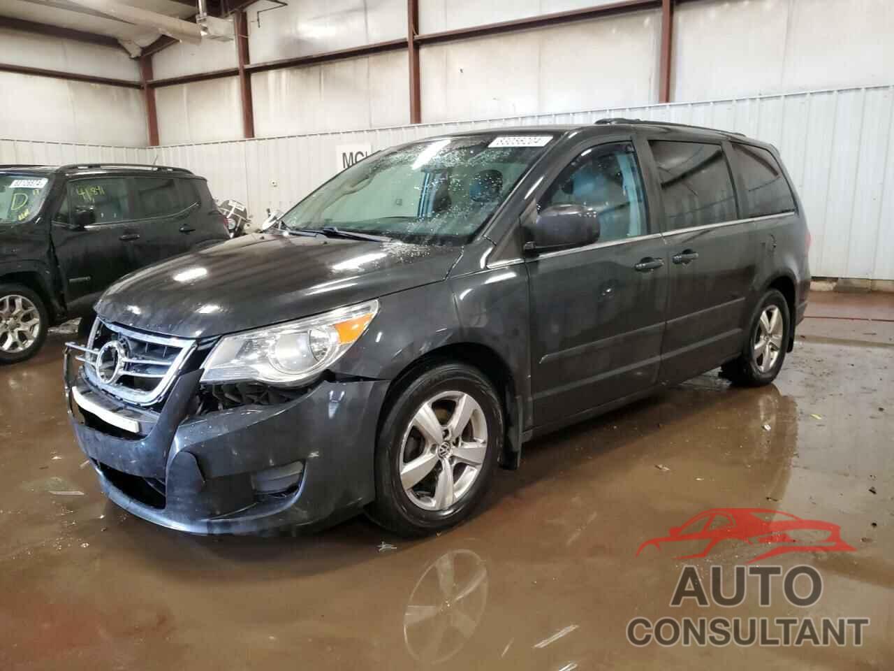 VOLKSWAGEN ROUTAN 2011 - 2V4RW3DG8BR766524
