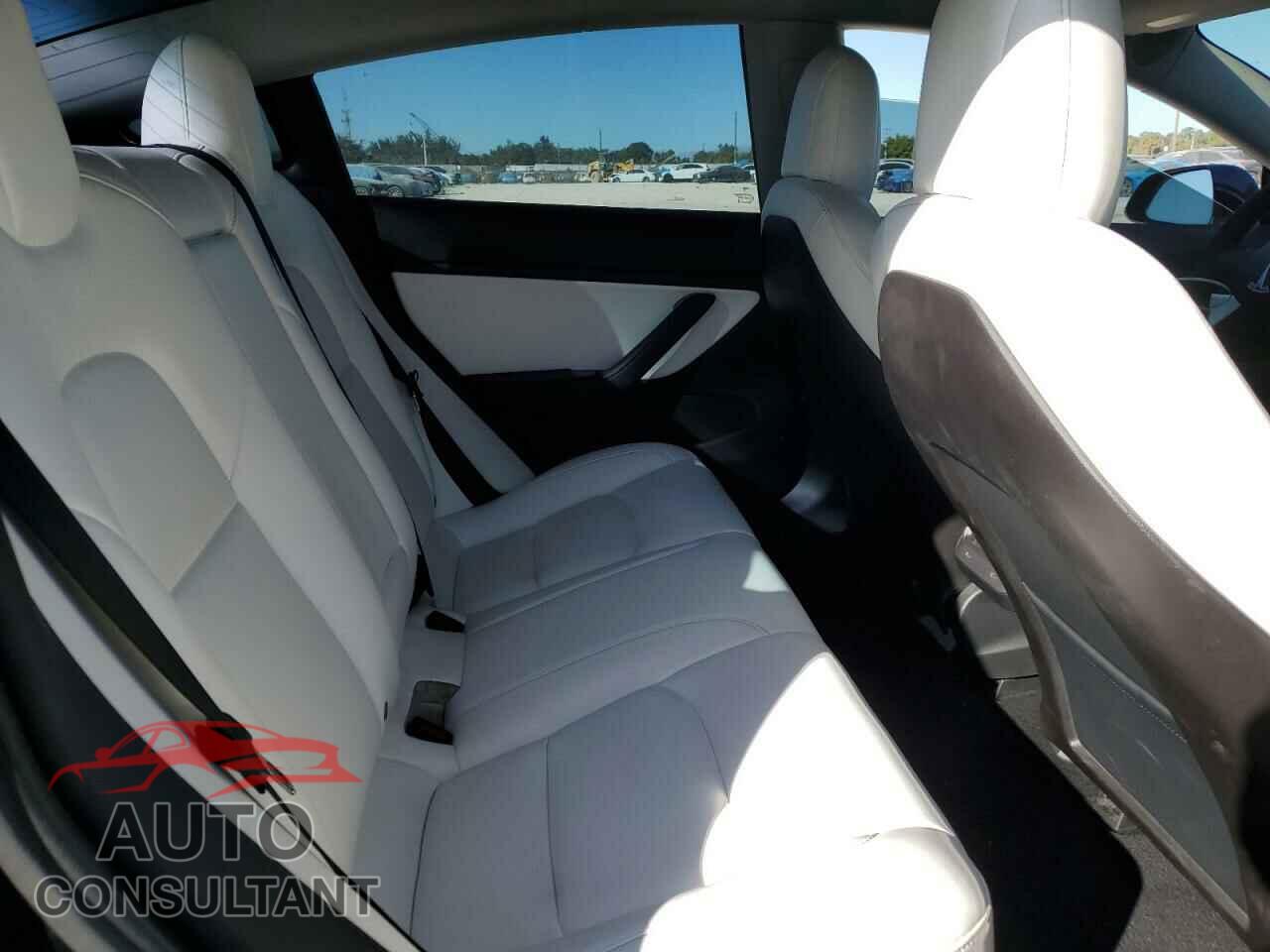 TESLA MODEL 3 2020 - 5YJ3E1EB5LF622372
