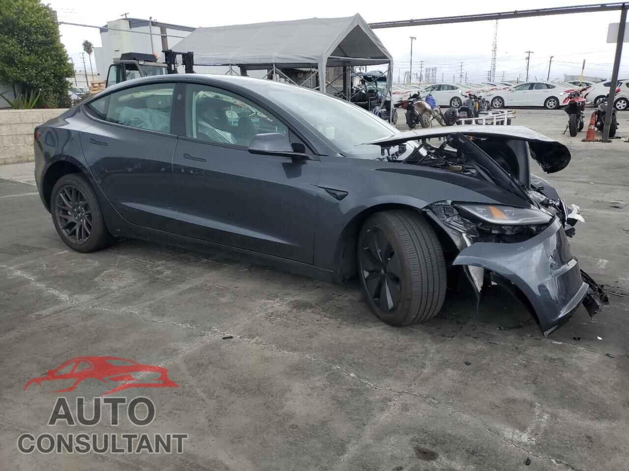 TESLA MODEL 3 2025 - 5YJ3E1EA4SF940893
