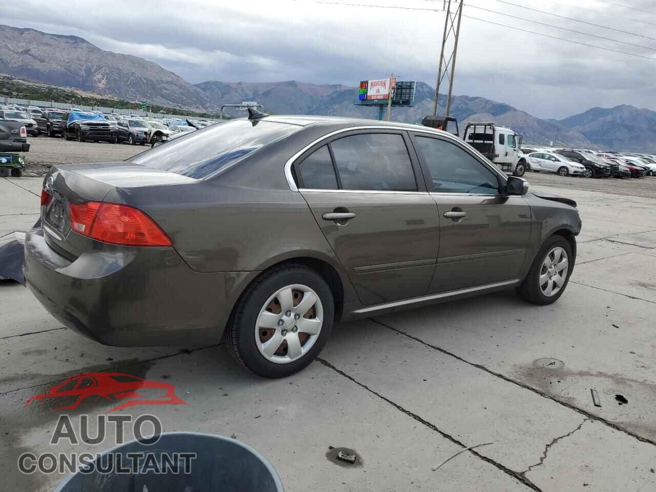 KIA OPTIMA 2010 - KNAGG4A89A5436689