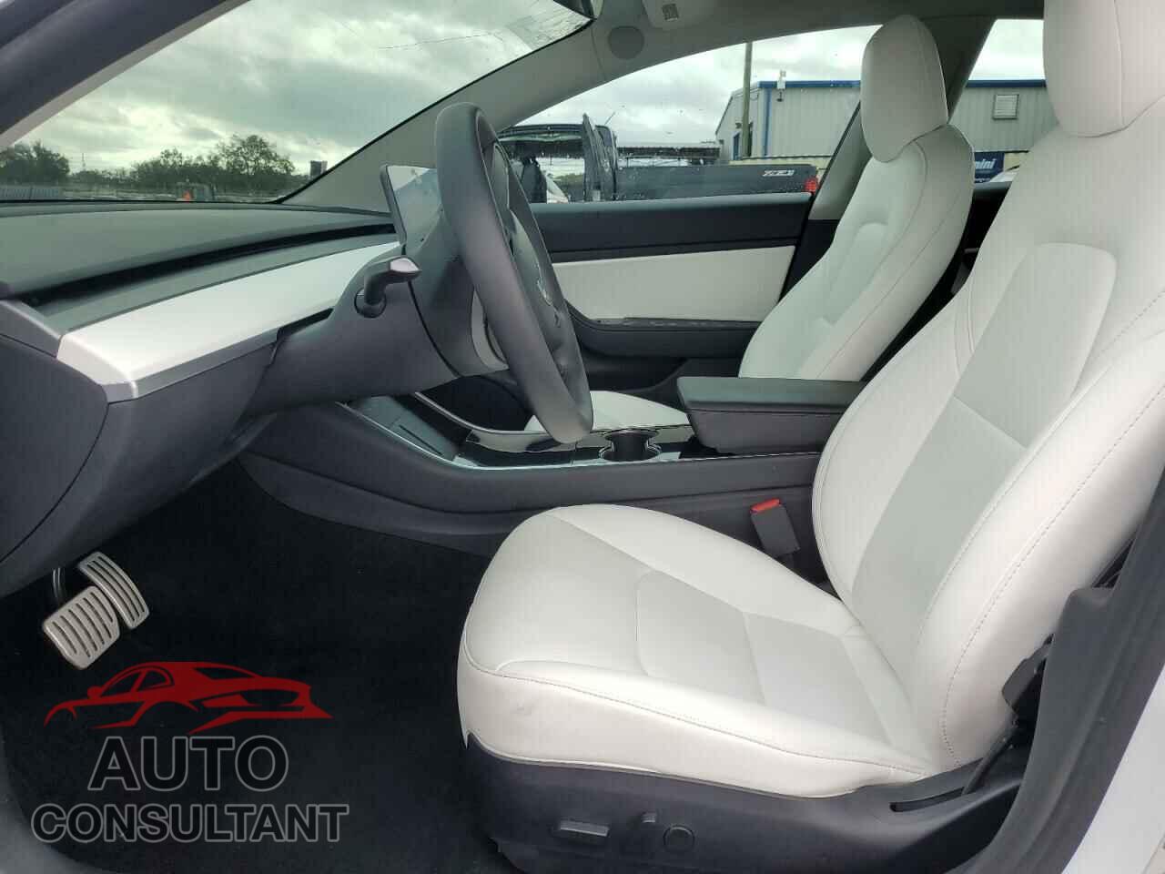 TESLA MODEL 3 2020 - 5YJ3E1EC5LF796547
