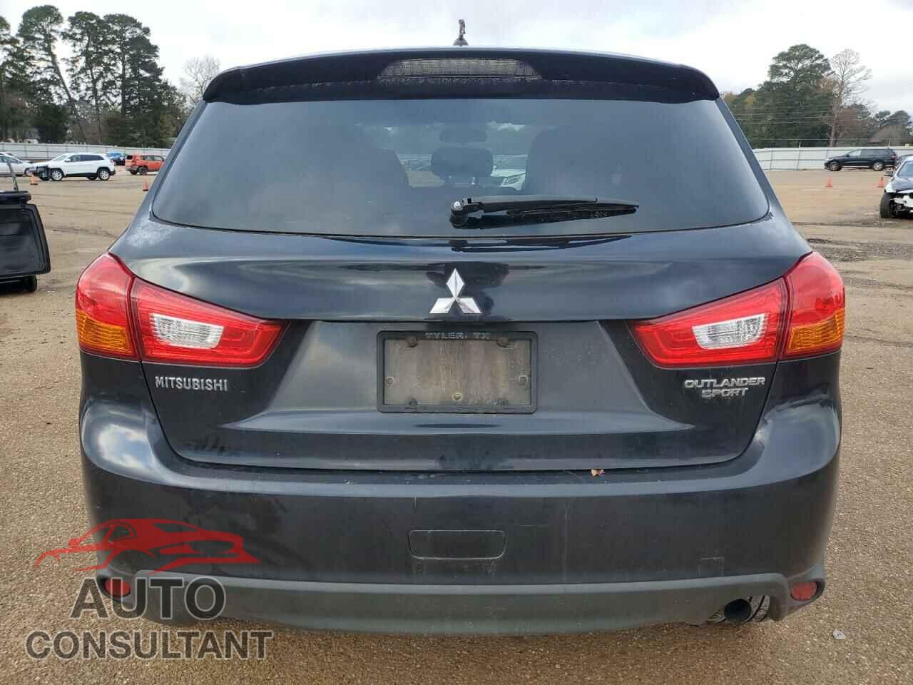 MITSUBISHI OUTLANDER 2015 - 4A4AR3AU2FE001491