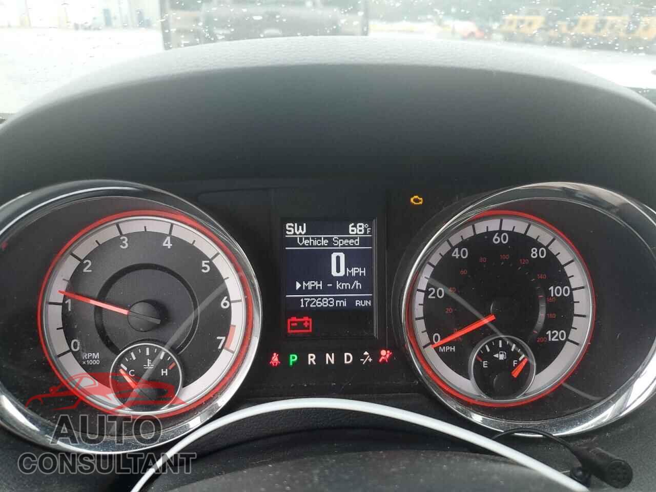 DODGE CARAVAN 2011 - 2D4RN5DG0BR756341