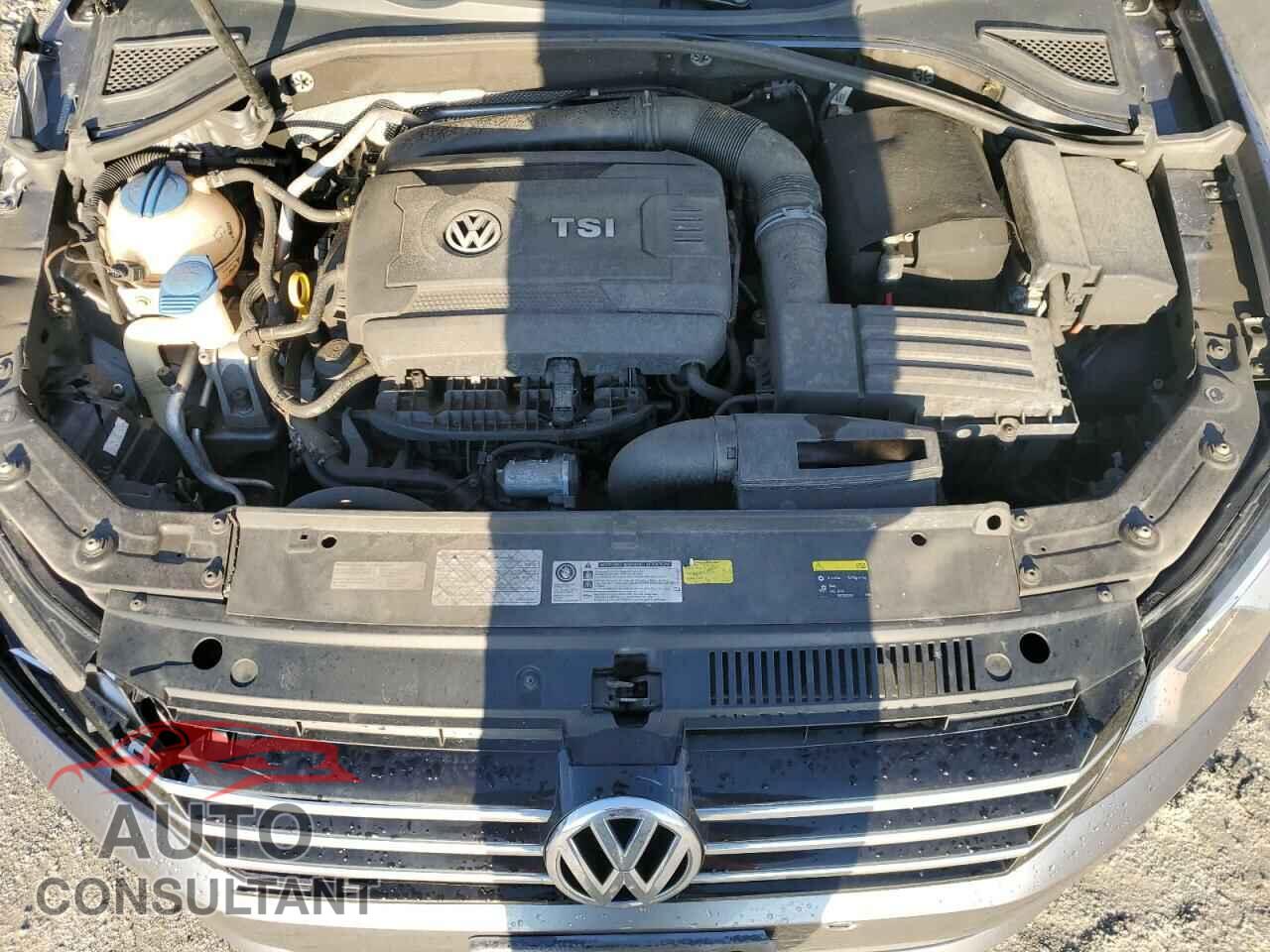 VOLKSWAGEN PASSAT 2015 - 1VWAS7A35FC039686
