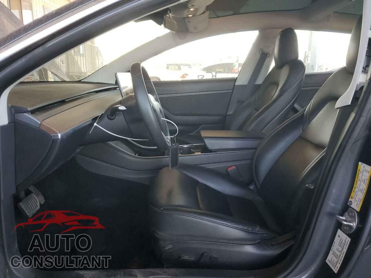 TESLA MODEL 3 2020 - 5YJ3E1EA2LF705121