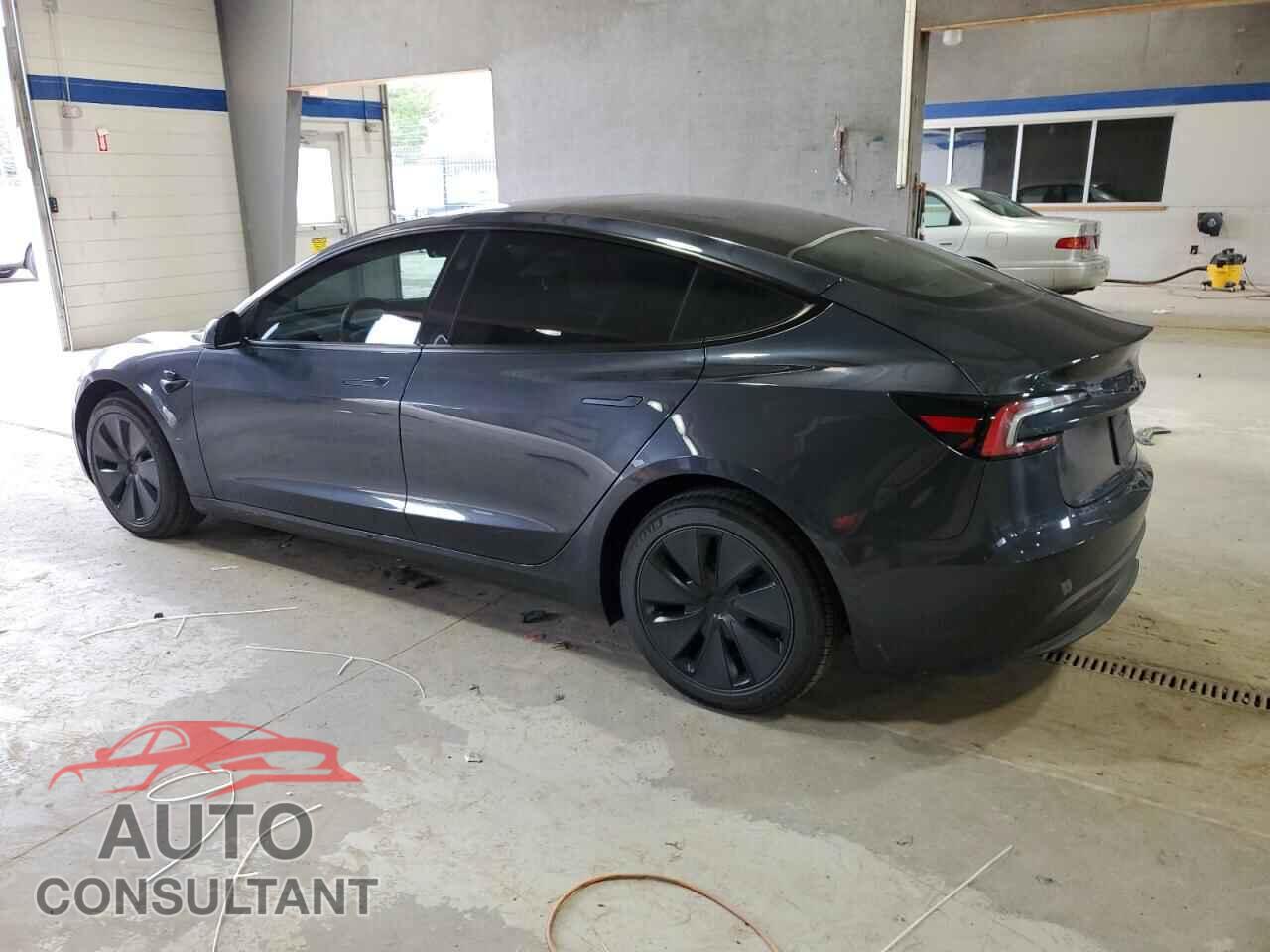 TESLA MODEL 3 2025 - 5YJ3E1EA3SF953988