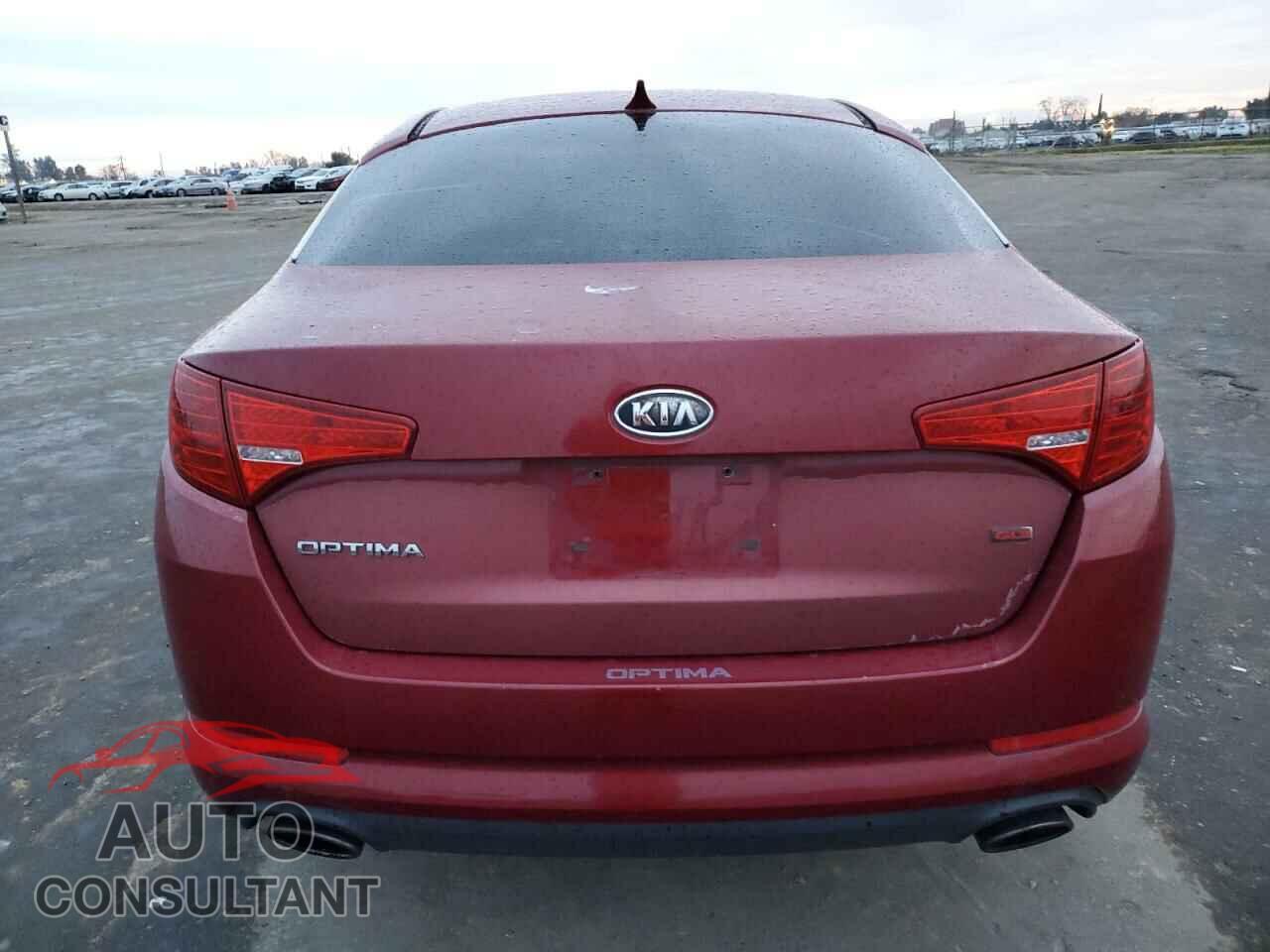 KIA OPTIMA 2011 - KNAGM4A79B5166056