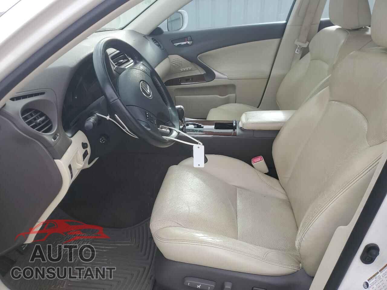 LEXUS IS 2010 - JTHCF5C24A5039750