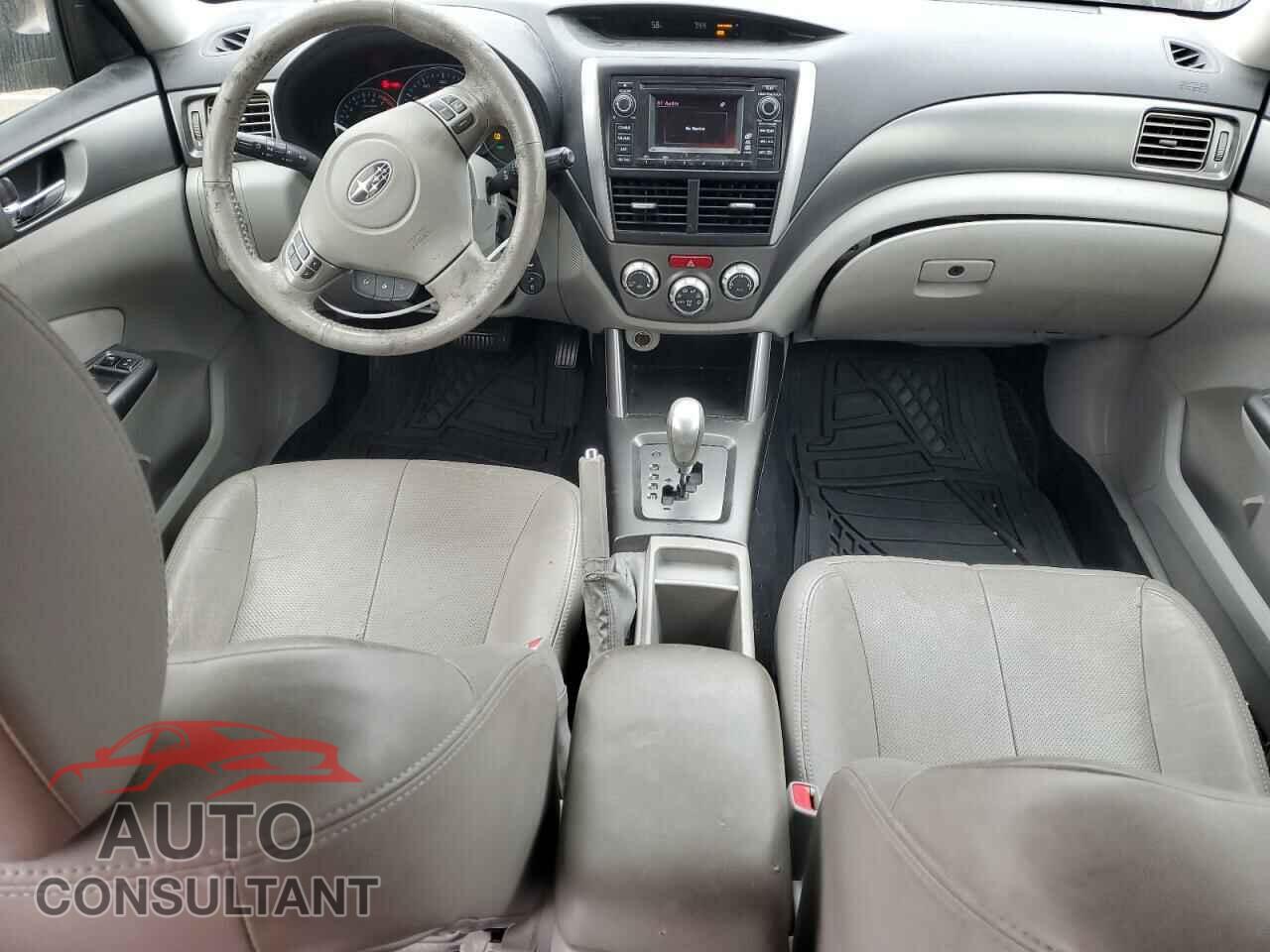 SUBARU FORESTER 2011 - JF2SHAEC9BH710014