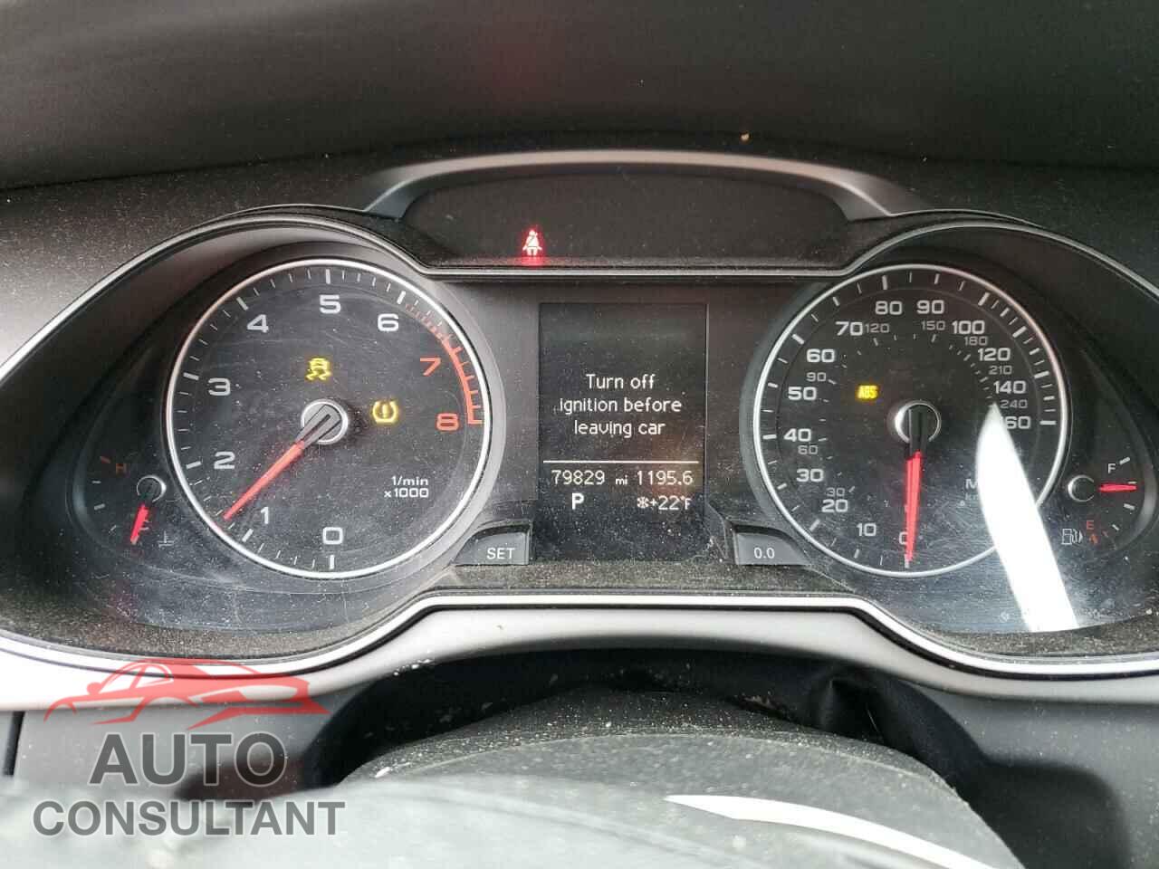 AUDI A4 2014 - WAUBFAFL6EA043349