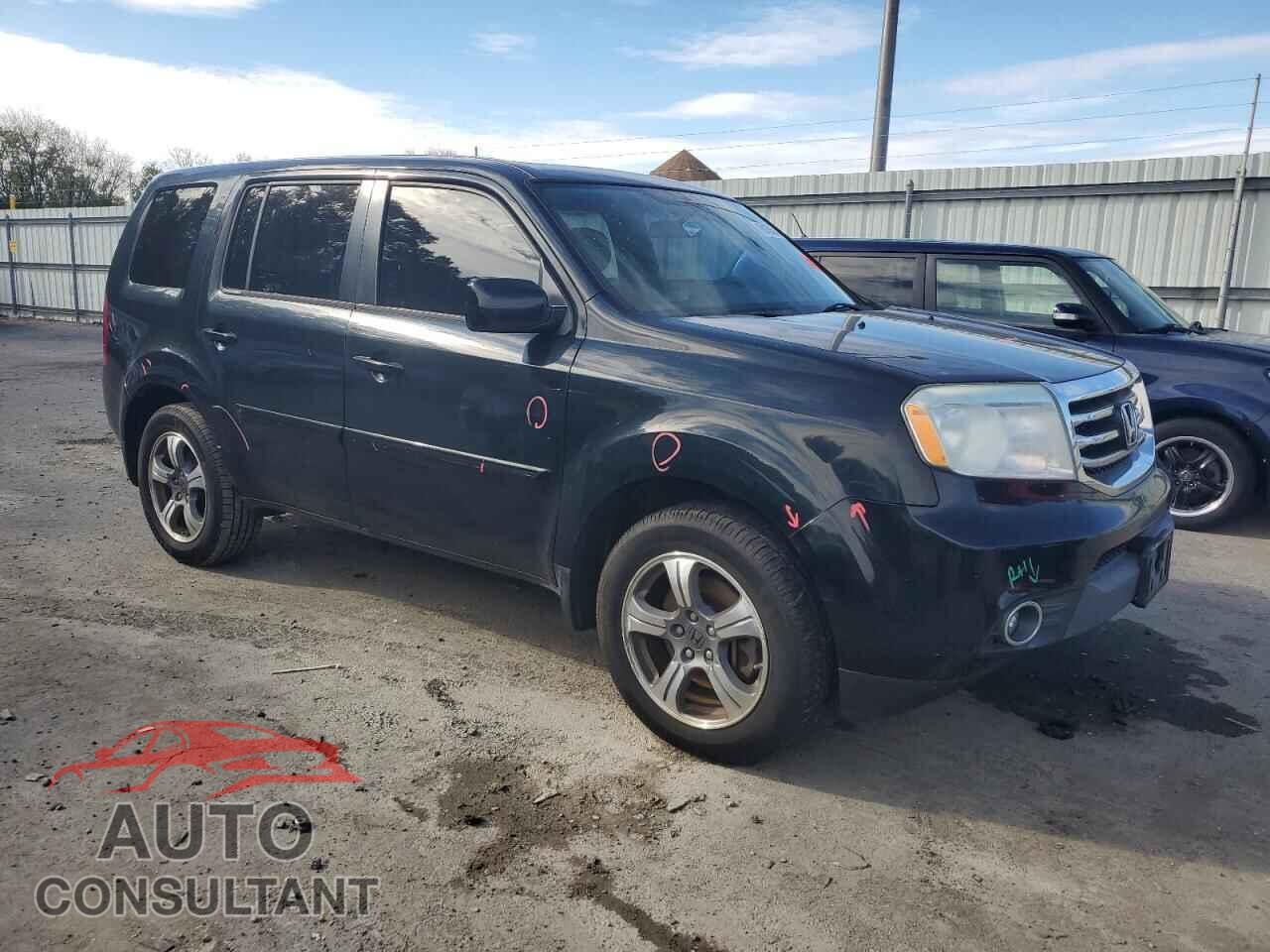 HONDA PILOT 2015 - 5FNYF4H34FB025159