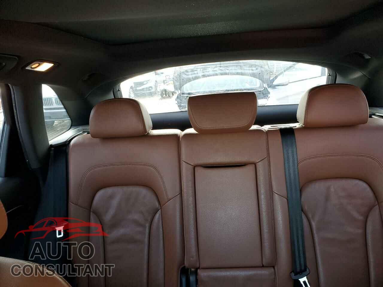 AUDI Q5 2012 - WA1LFAFP7CA090780