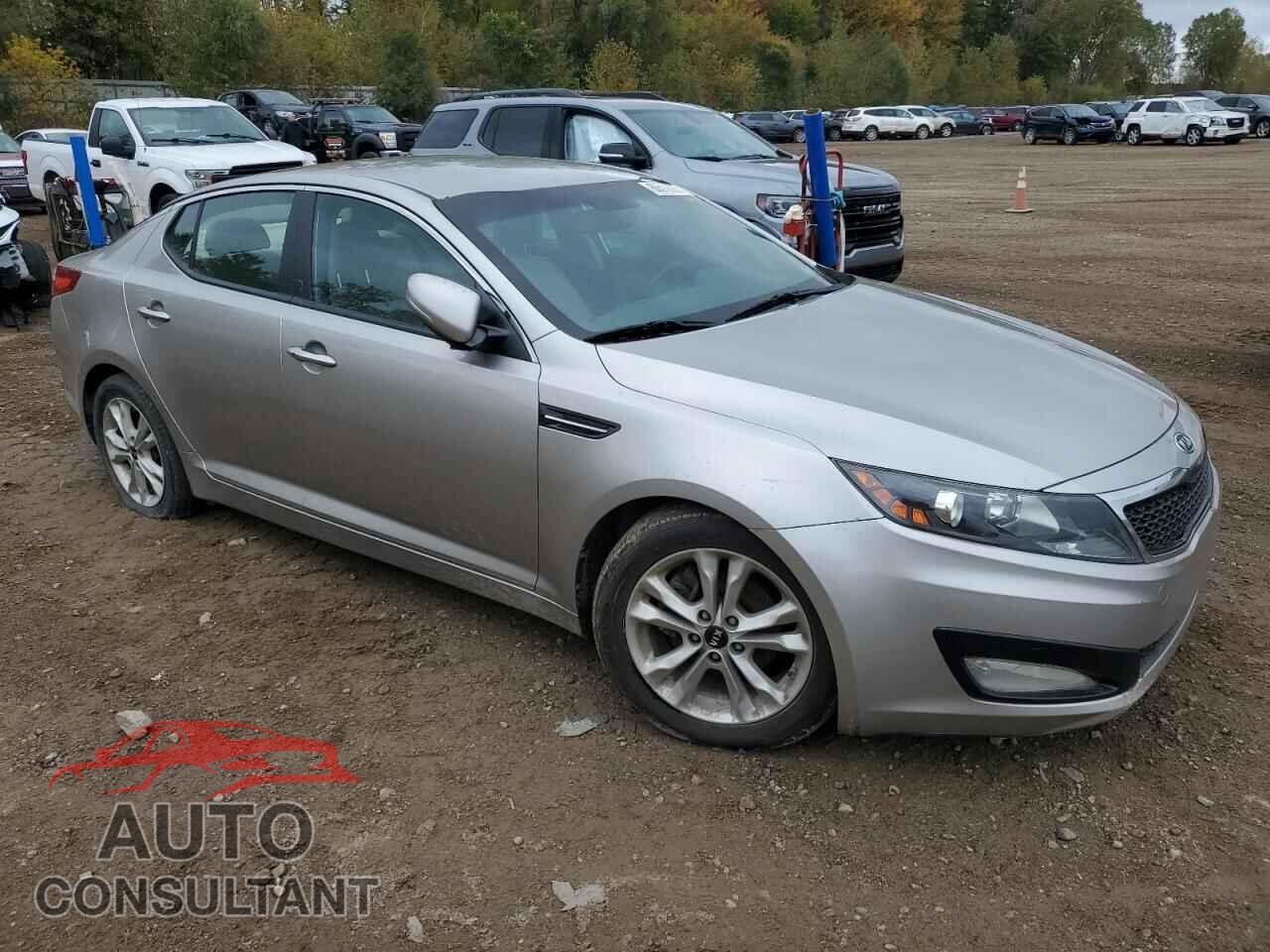 KIA OPTIMA 2011 - KNAGN4A72B5045253