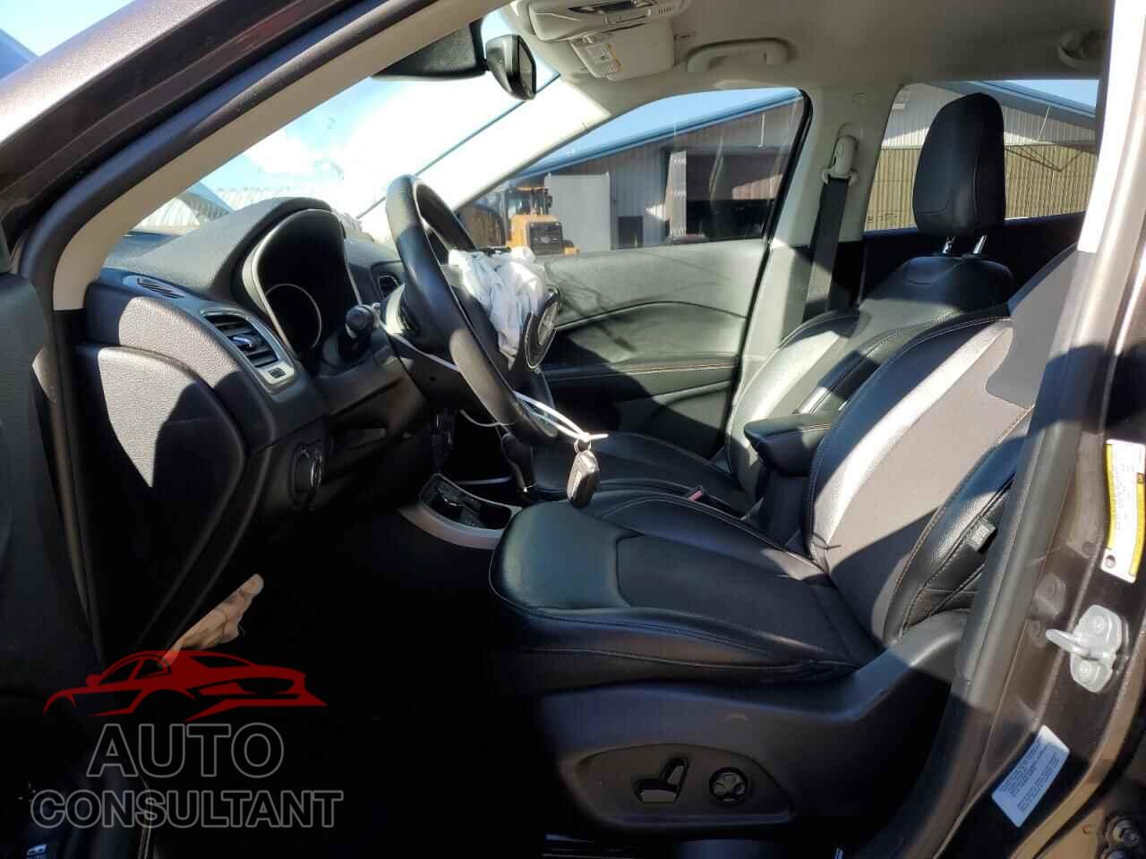 JEEP COMPASS 2017 - 3C4NJDBB7HT692345