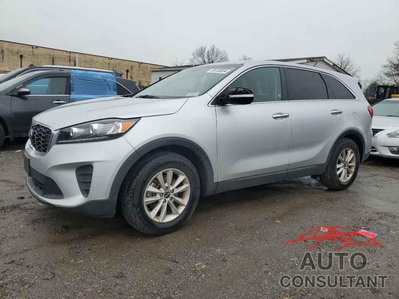 KIA SORENTO 2019 - 5XYPG4A39KG597561