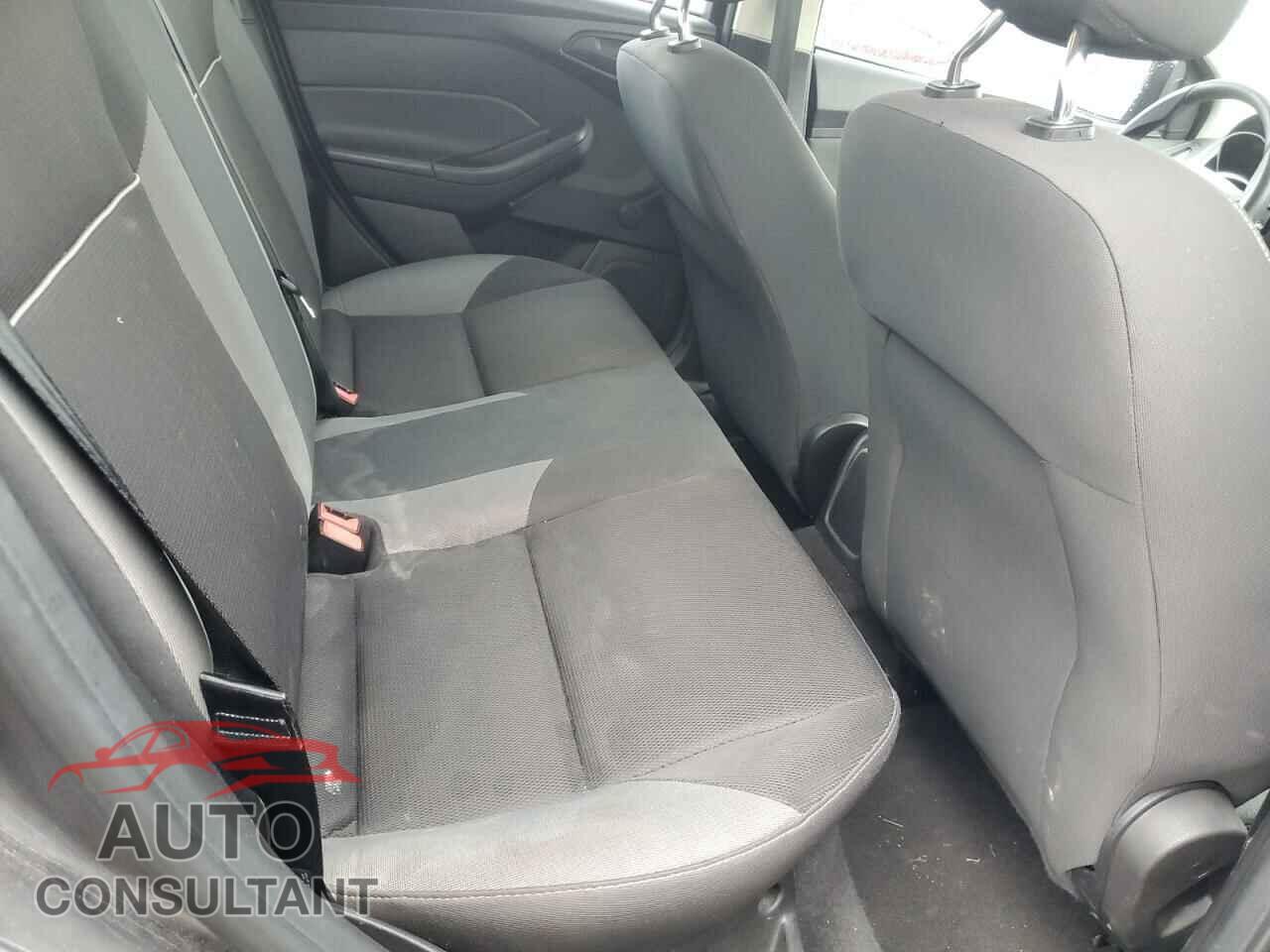 FORD FOCUS 2014 - 1FADP3E20EL198969