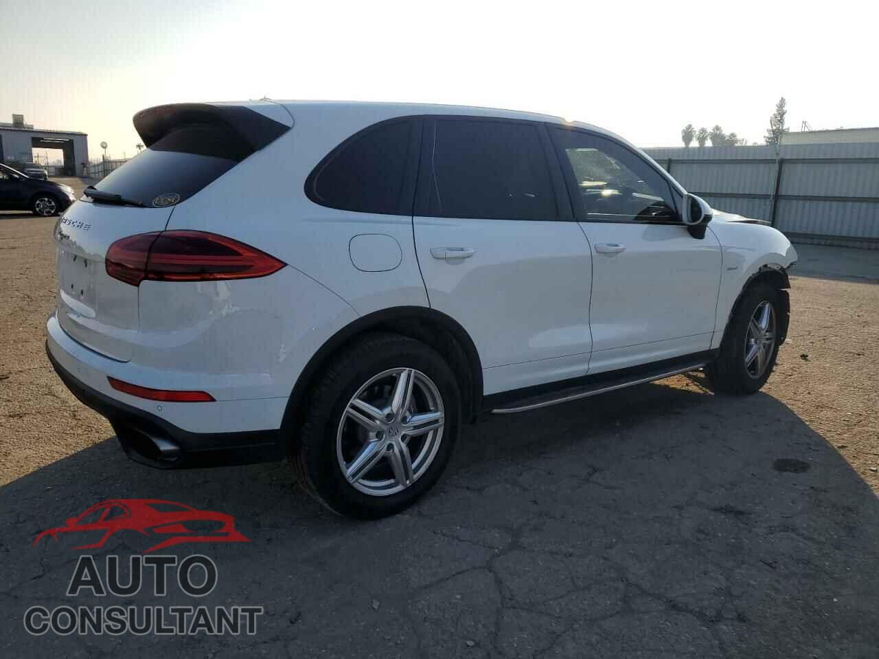 PORSCHE CAYENNE 2015 - WP1AF2A26FLA30379