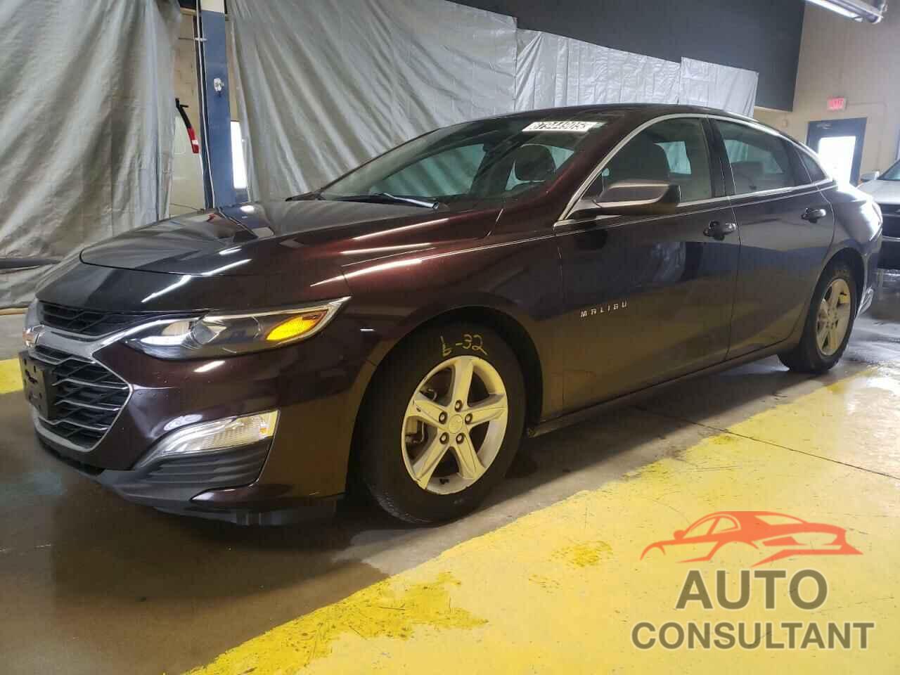 CHEVROLET MALIBU 2020 - 1G1ZC5ST5LF023075