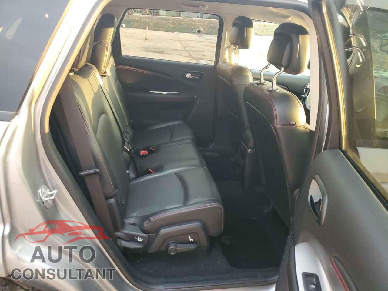 DODGE JOURNEY 2015 - 3C4PDCEG5FT584532