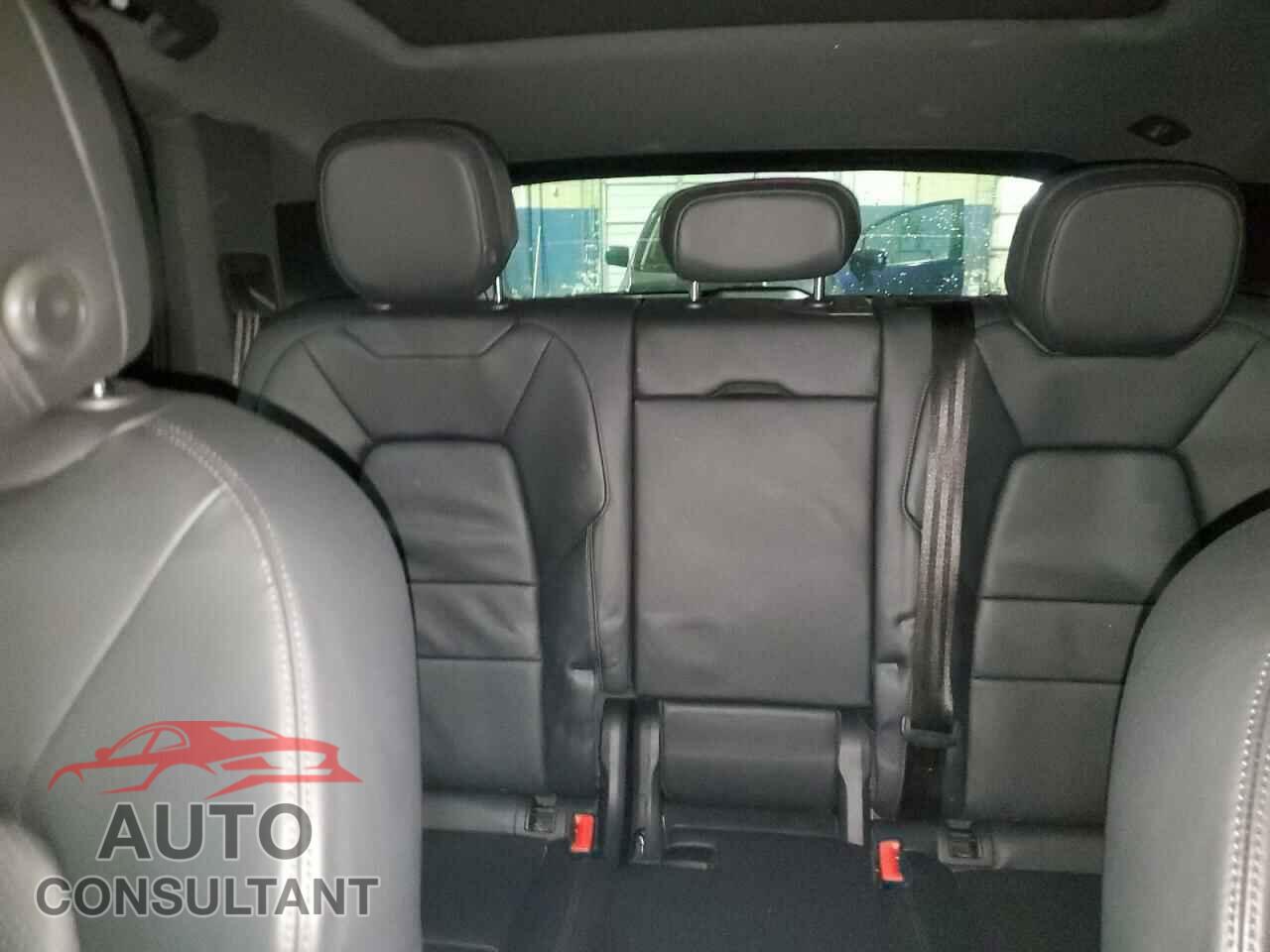 PORSCHE CAYENNE 2019 - WP1AA2AY0KDA18218