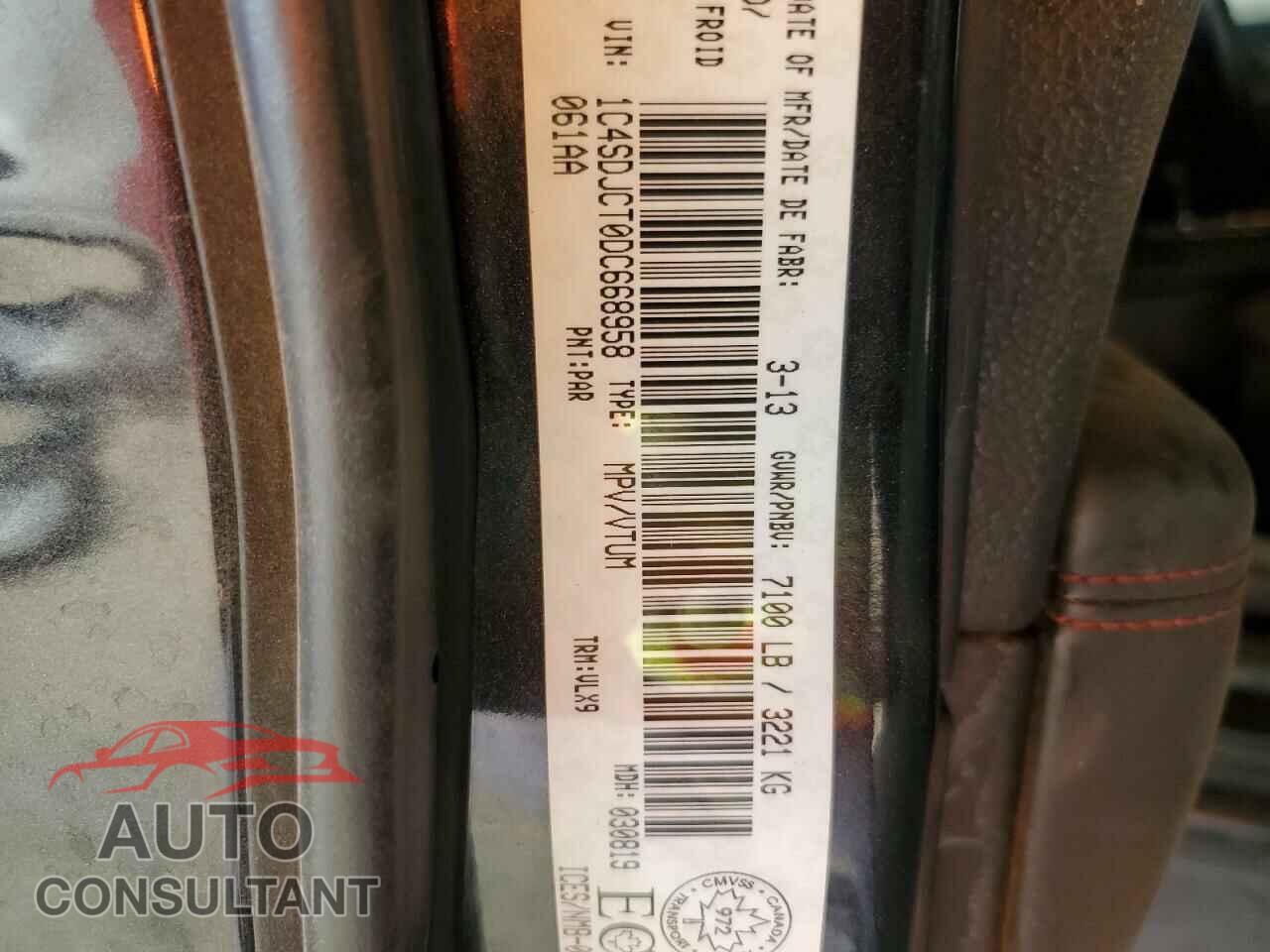 DODGE DURANGO 2013 - 1C4SDJCT0DC668958