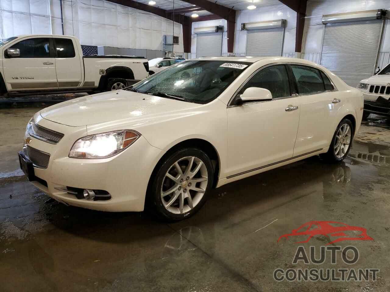 CHEVROLET MALIBU 2011 - 1G1ZE5E7XBF399360