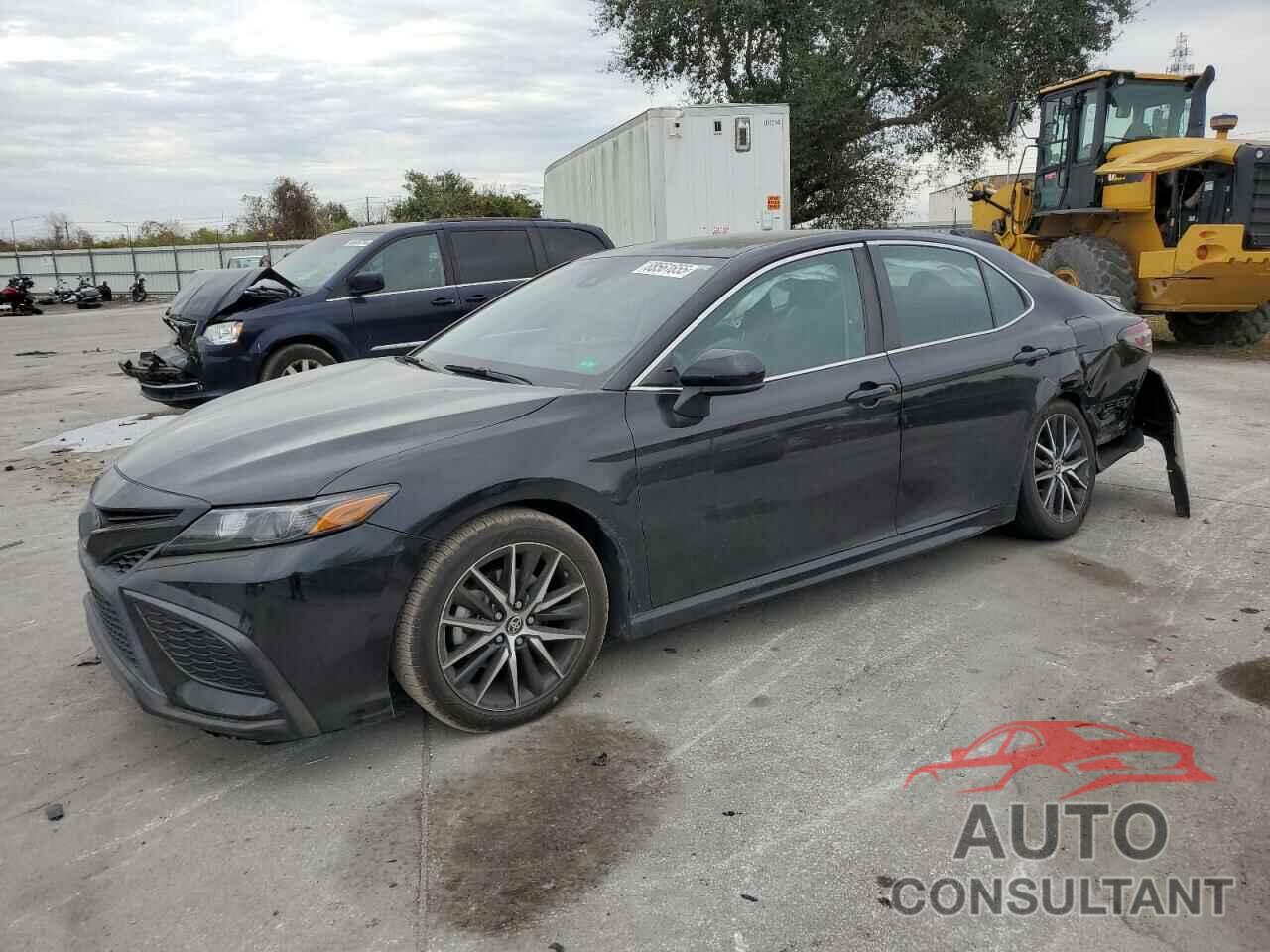 TOYOTA CAMRY 2021 - 4T1G11AK5MU442414