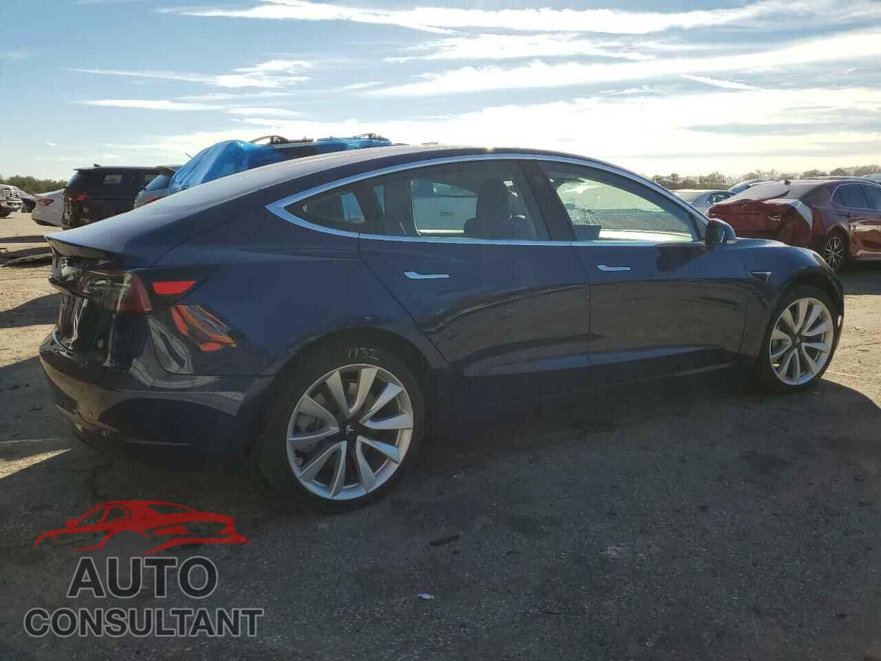 TESLA MODEL 3 2018 - 5YJ3E1EA0JF164504