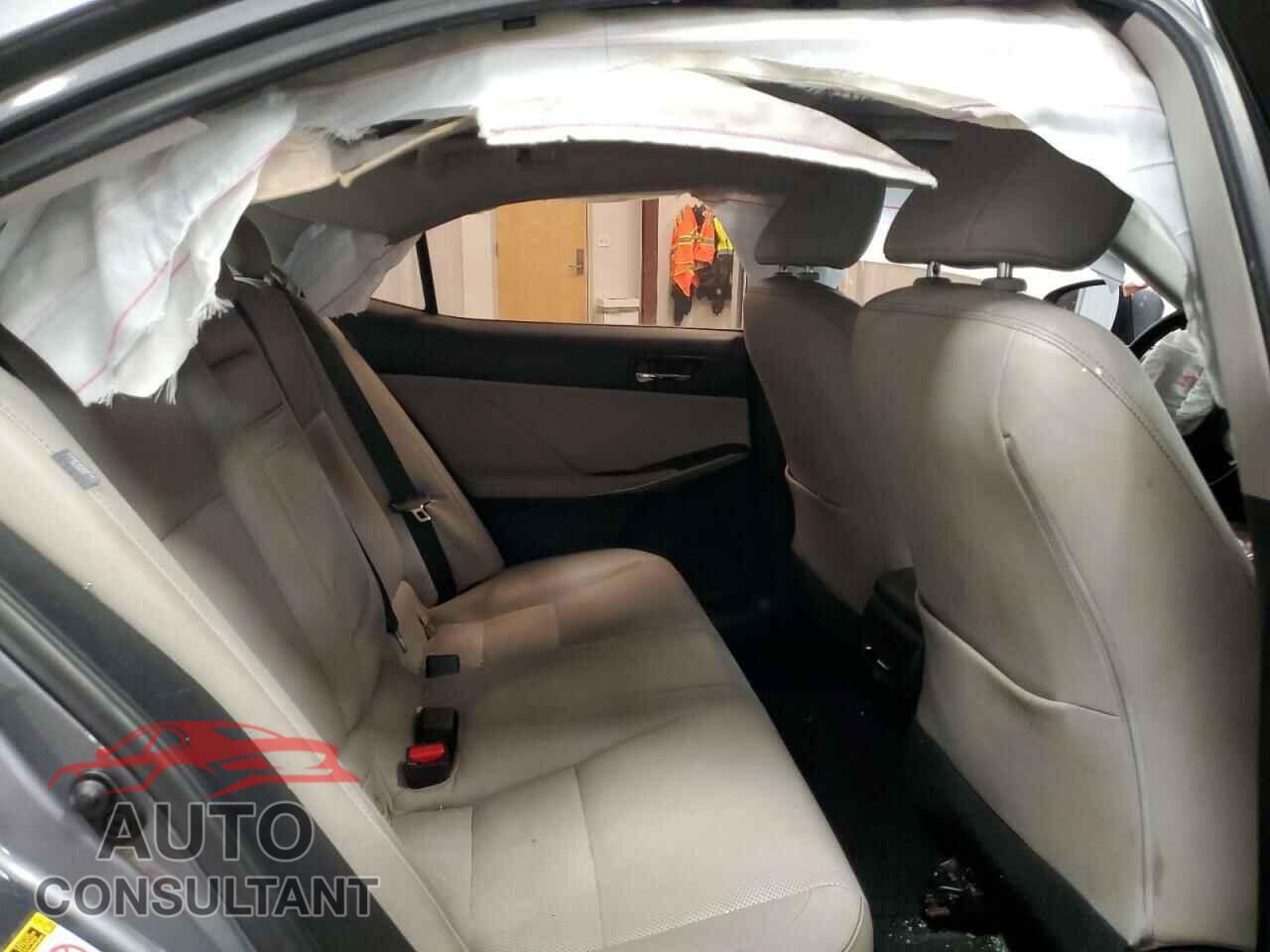 LEXUS IS 2014 - JTHBF1D29E5014156