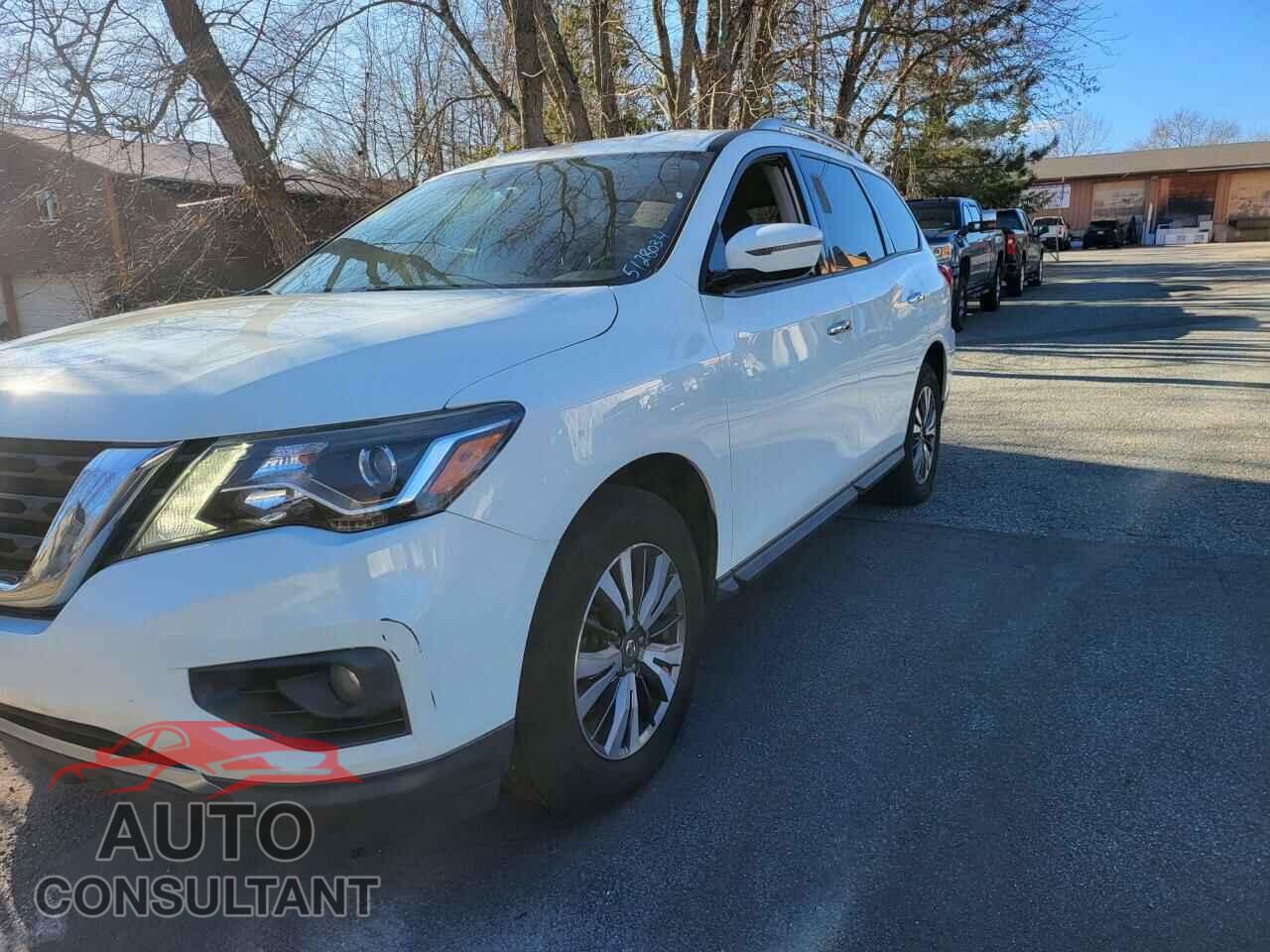 NISSAN PATHFINDER 2017 - 5N1DR2MM1HC 65206