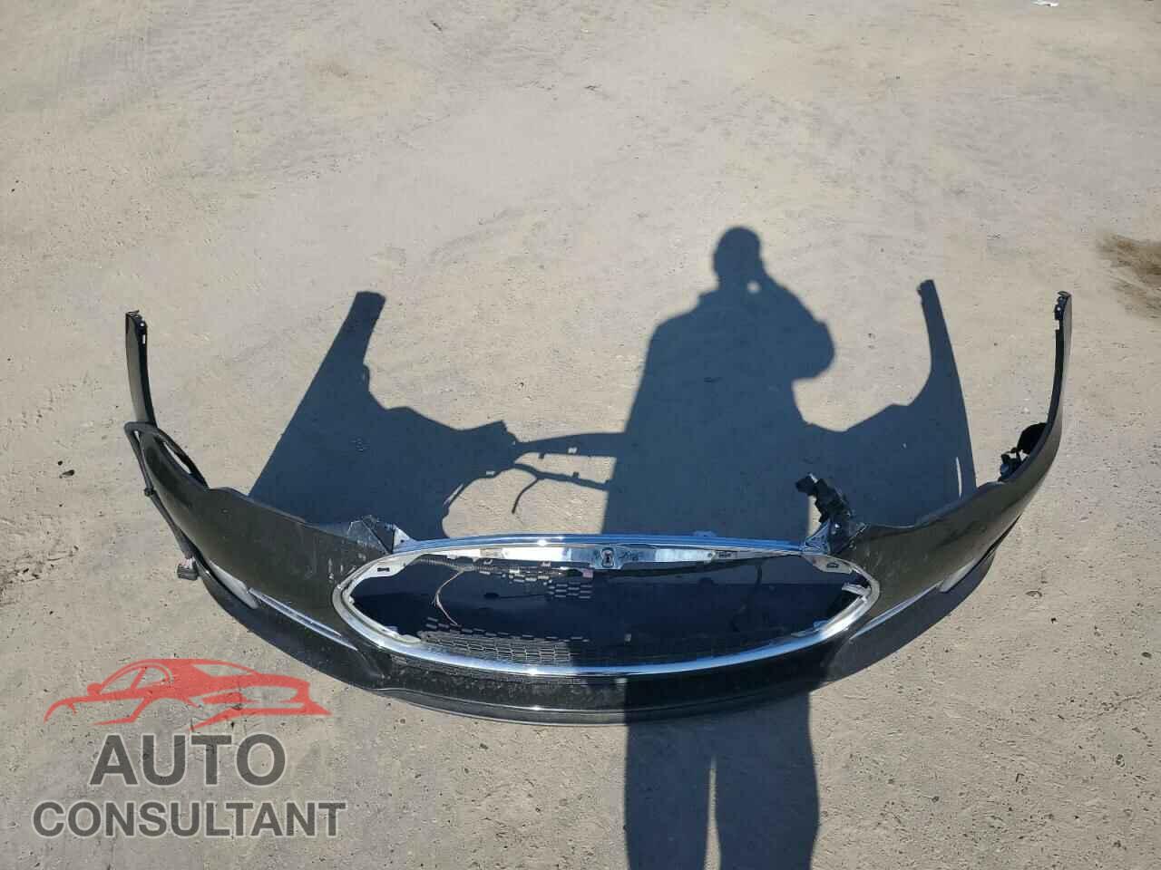 TESLA MODEL S 2015 - 5YJSA1S15FF080696