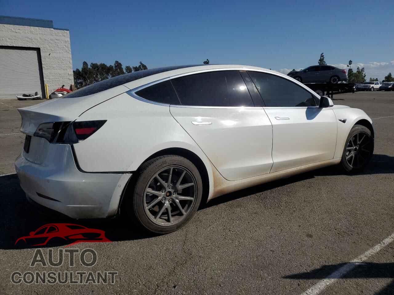 TESLA MODEL 3 2020 - 5YJ3E1EA3LF631353