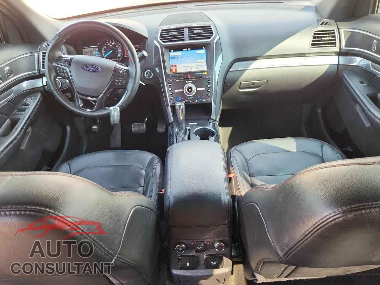FORD EXPLORER 2018 - 1FM5K8GT1JGB26239