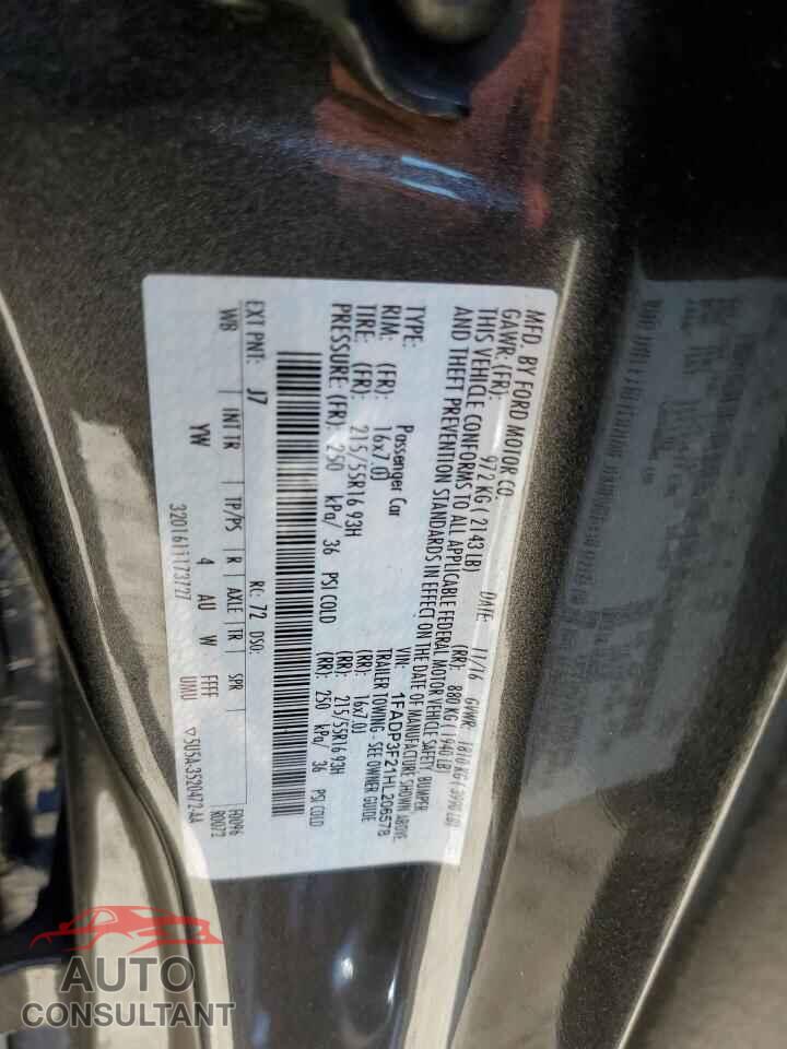 FORD FOCUS 2017 - 1FADP3F21HL206578