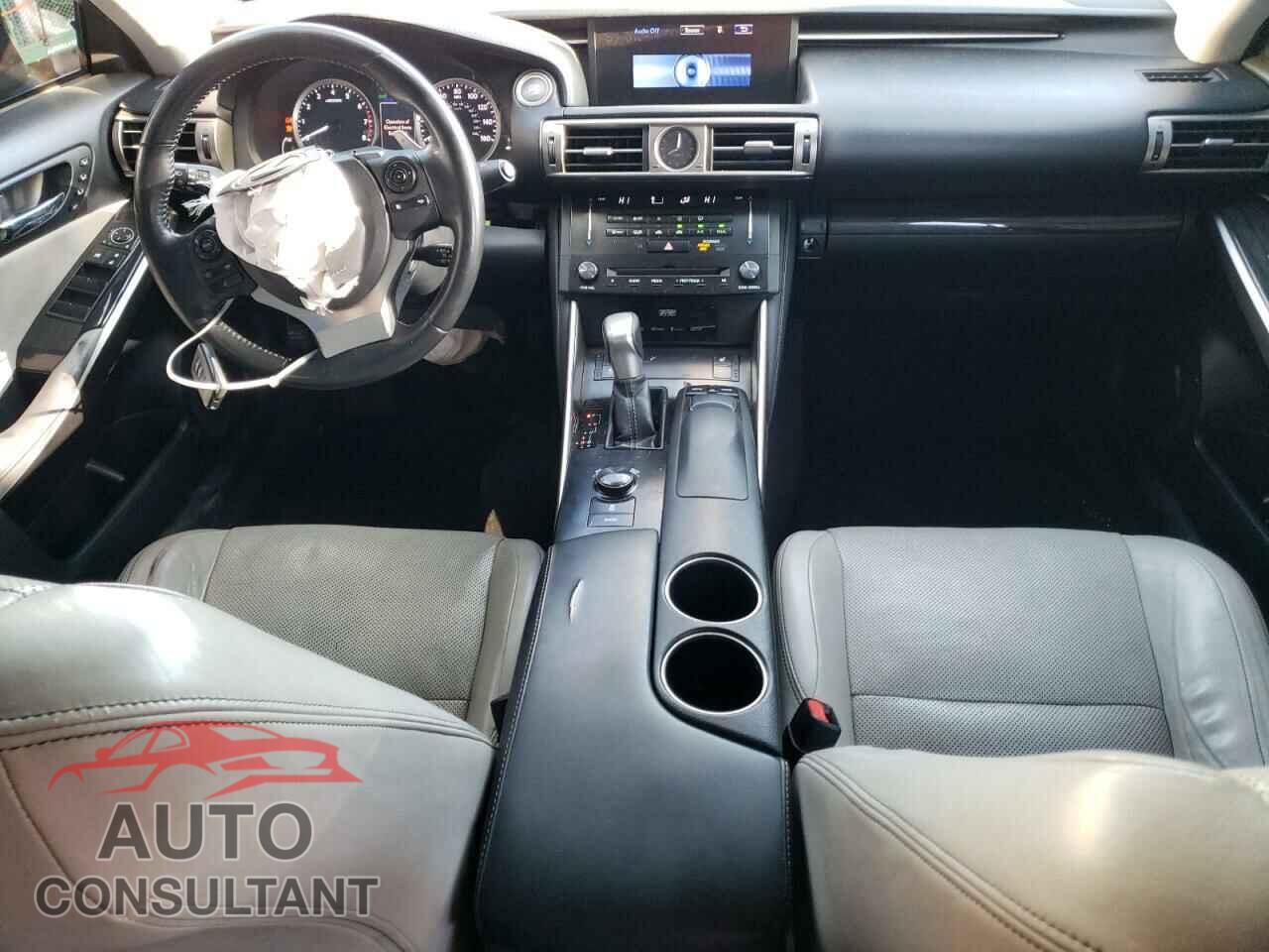 LEXUS IS 2014 - JTHCE1D2XE5002511