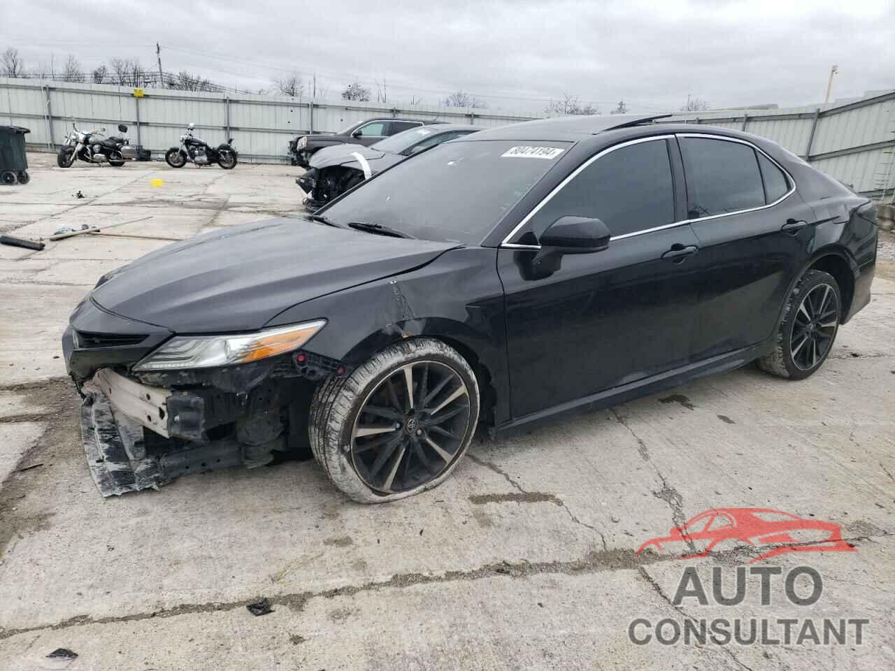 TOYOTA CAMRY 2018 - 4T1B61HK4JU054409