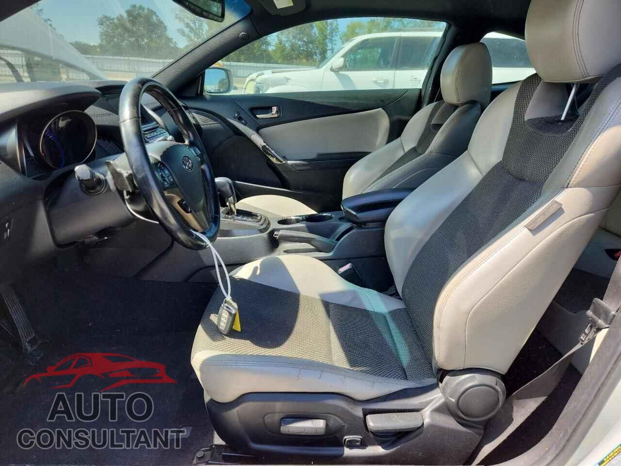 HYUNDAI GENESIS 2013 - KMHHT6KD9DU093057